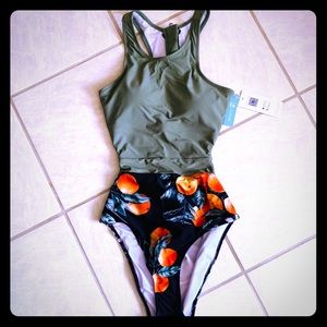 NWT Cupshe one piece swimsuit size L